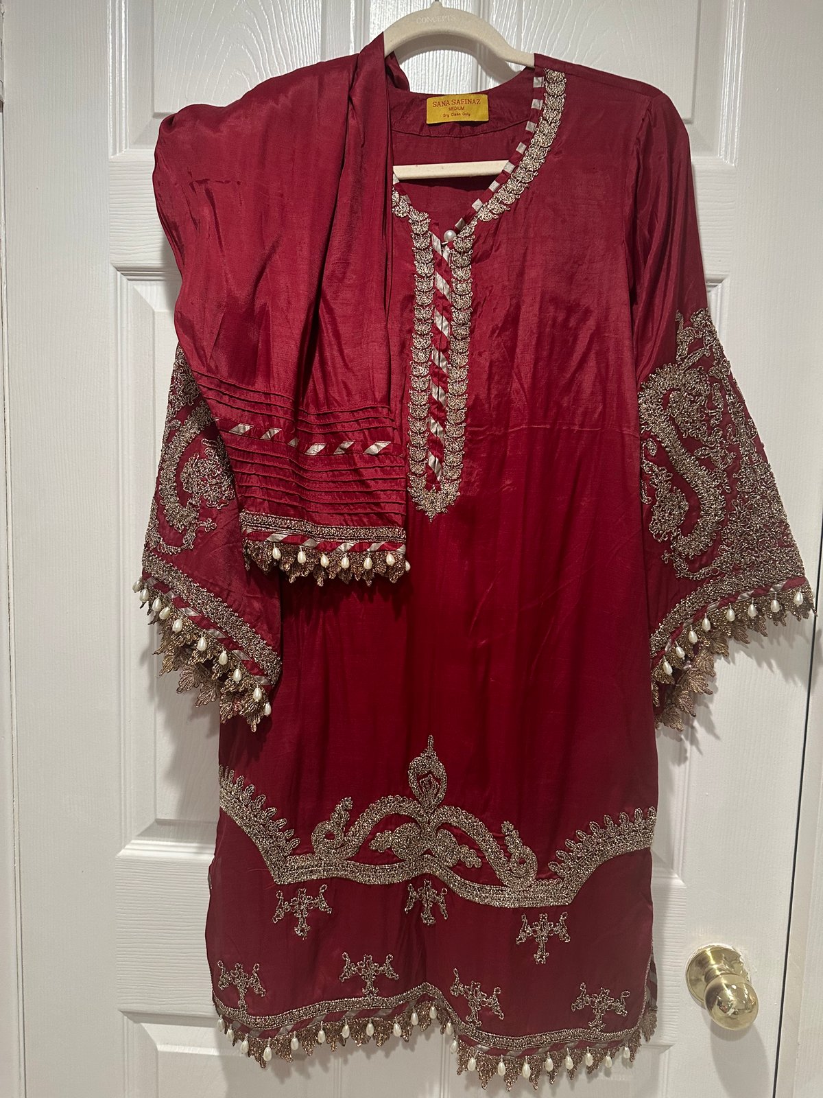 Ready to wear festive